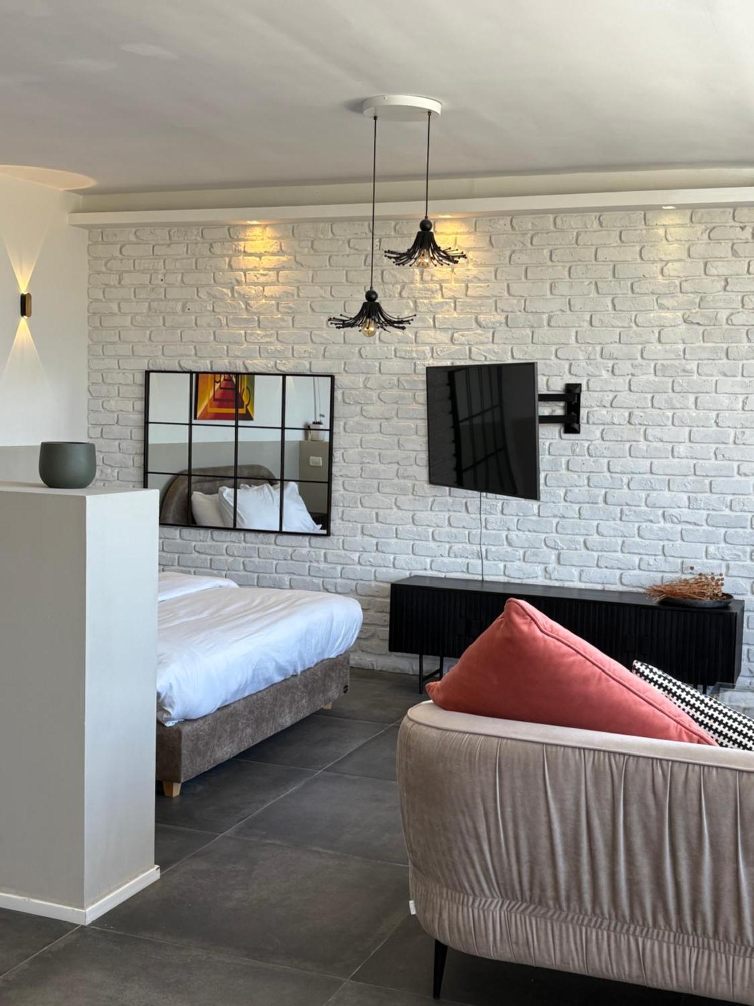 Urbanica Carmel- Apartments Χάιφα Δωμάτιο φωτογραφία